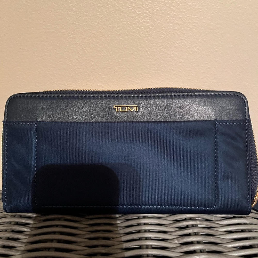 Tumi Zip Around Continental Wallet